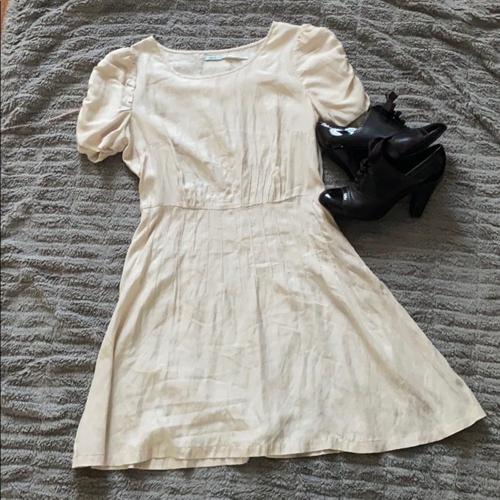 Off white monochromatic dotted dress